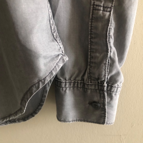 GAP 1969 Stone Washed Western Style Button Down Top - Picture 6 of 11